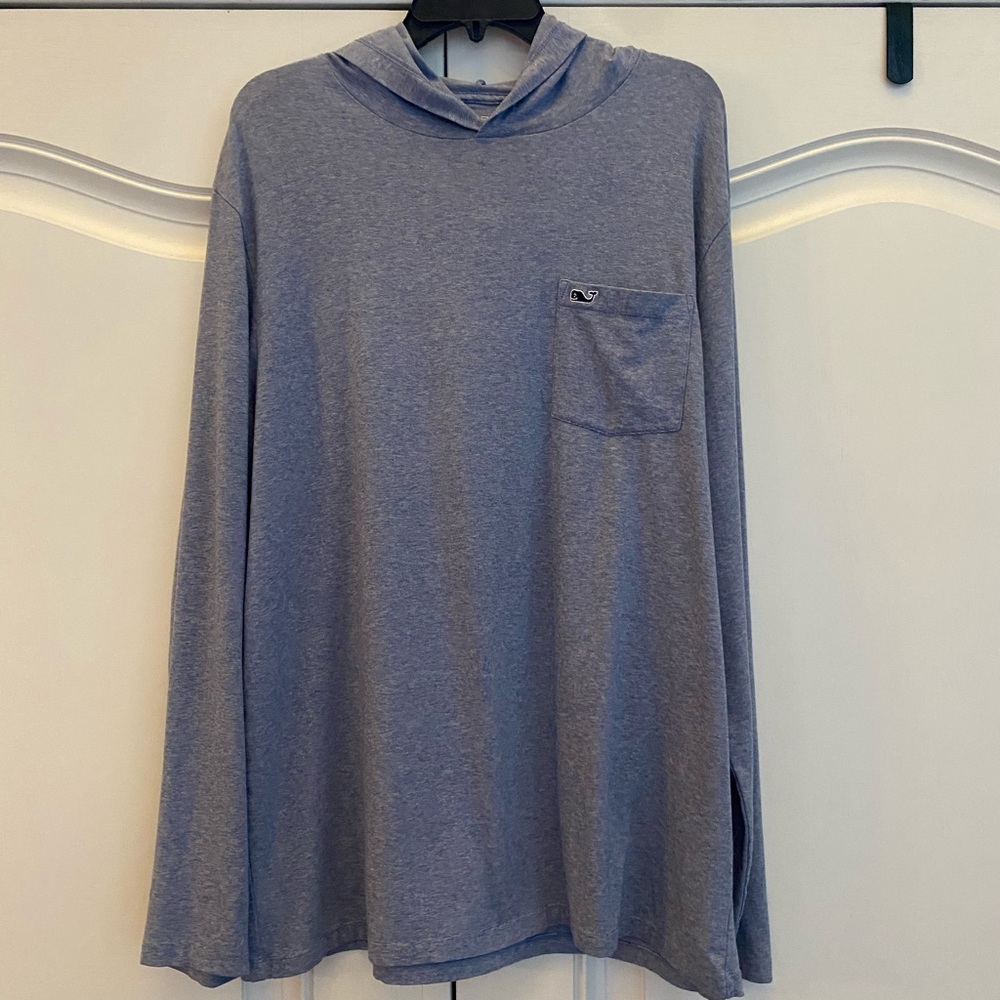 Vineyard Vines Edgartown long-sleeve Hoodie Tee - never worn!  Size XL.